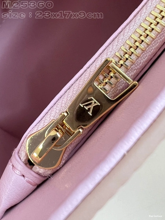 Cheap VUITTON LOUIS MM-23*17*9.5CM TWIST 0722